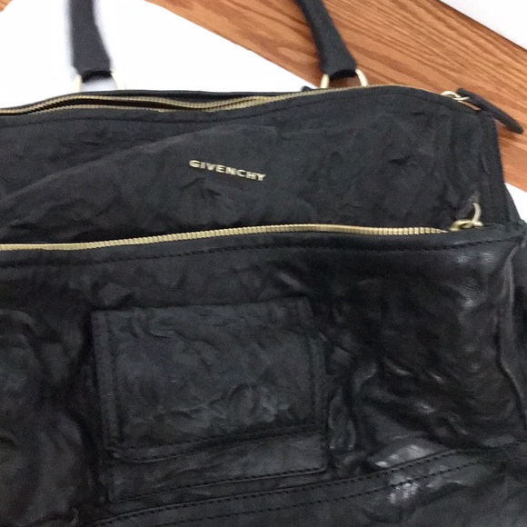 SOLD-Givenchy lrg Pandora in crinkled lamb leather - Picture 9 of 14
